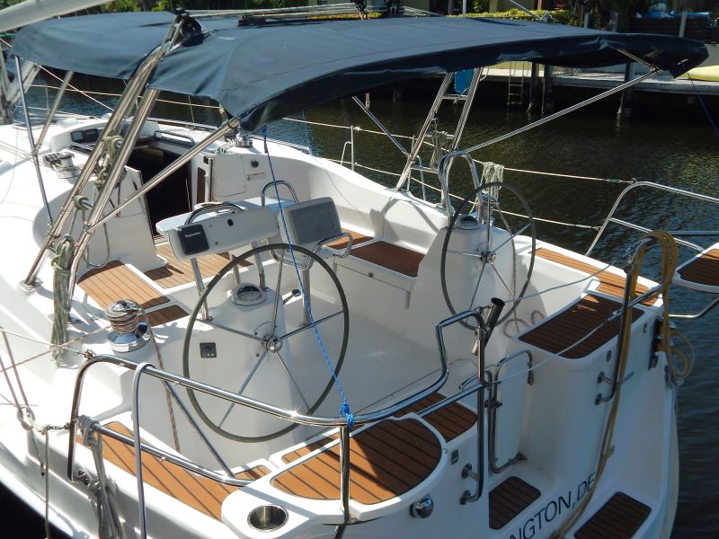 2012 45 foot Hunter Deck Salon Sailboat for sale in Lighthouse Point, FL - image 2 